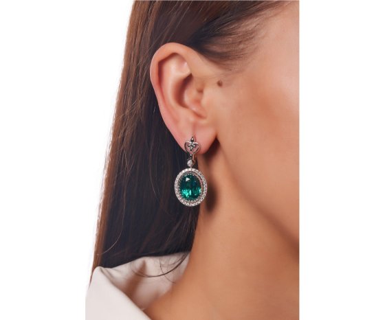 earrings model SK00365 Emerald.jpg